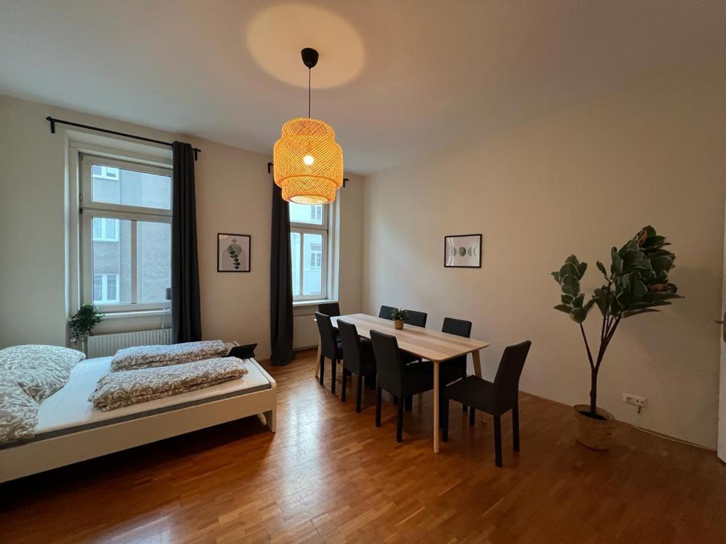 90 M2 Spacious With Free Parking Wien